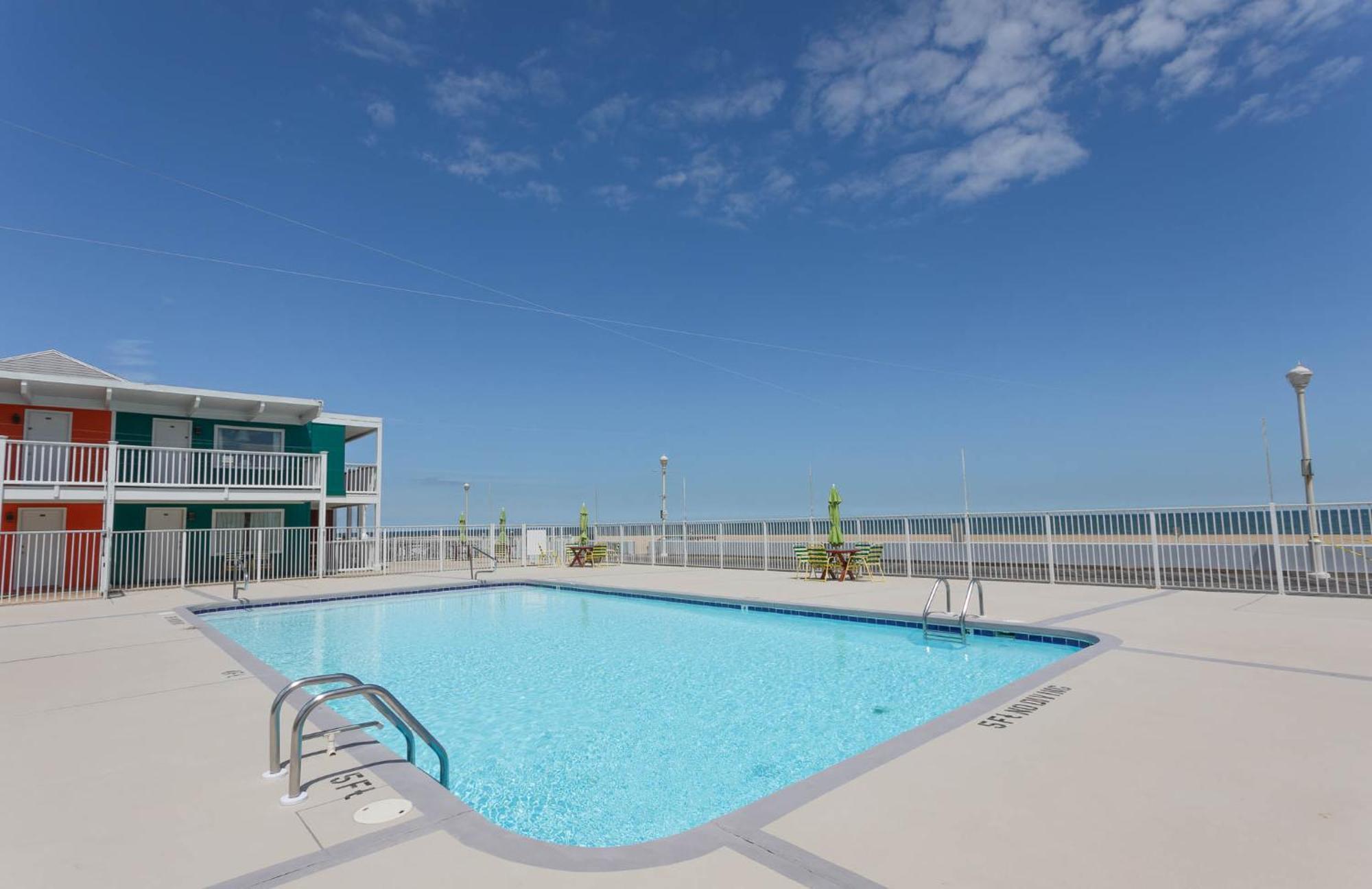Fish Tales Boardwalk Inn & Ocean Mecca Motel Motel Ocean City