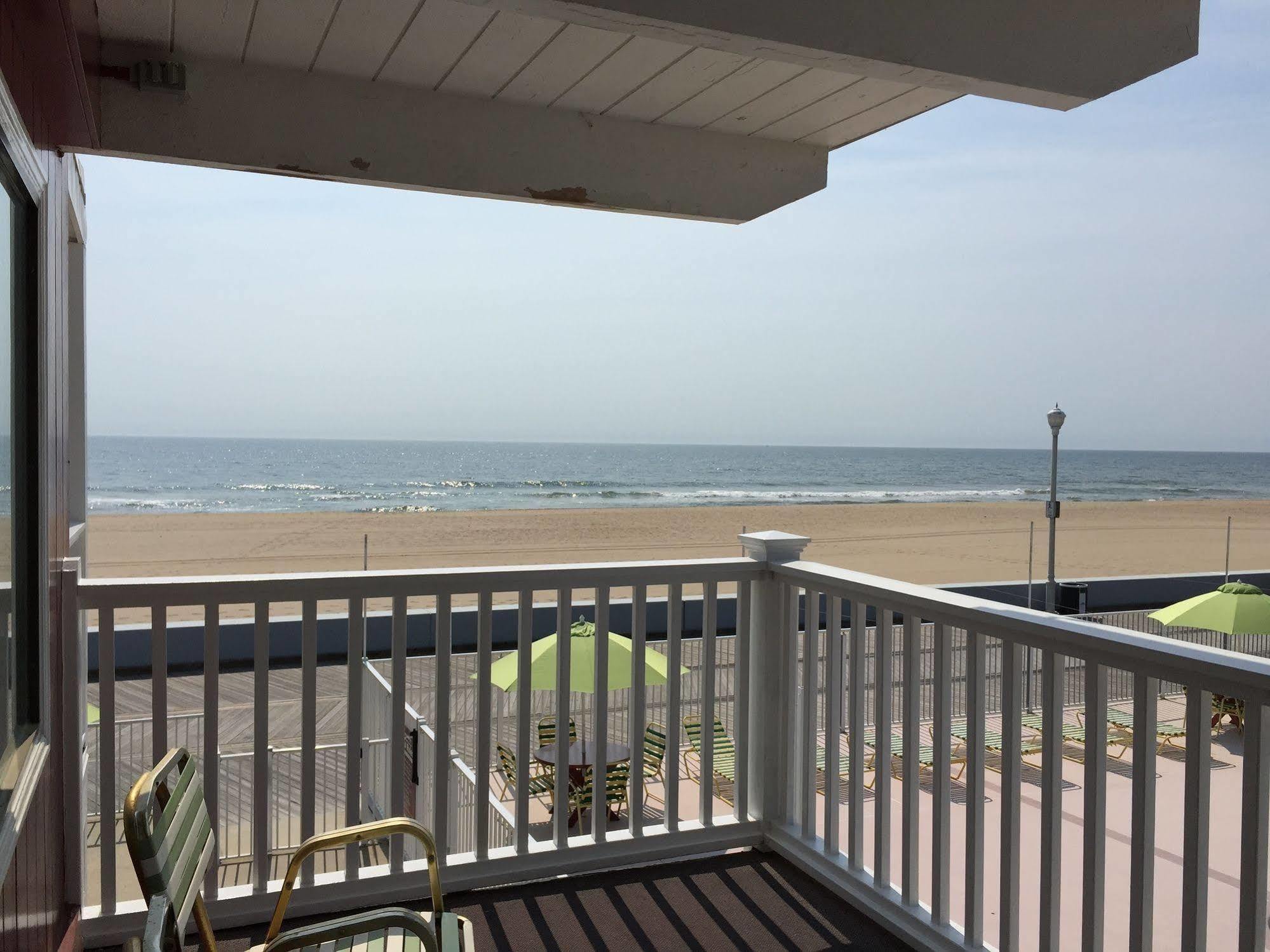Motel Ocean Mecca Motel&fish Tales Boardwalk Ocean City